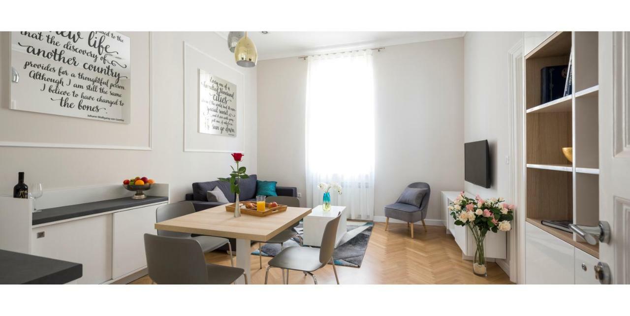 White Rose Apartment Zagabria Esterno foto
