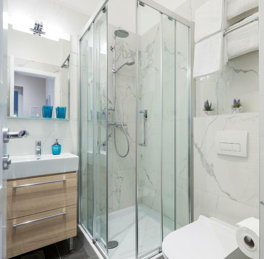 White Rose Apartment Zagabria Esterno foto